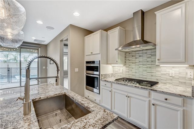 9977 Fletcher Peak Avenue, Las Vegas, NV 89178