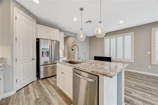 9977 Fletcher Peak Avenue, Las Vegas, NV 89178