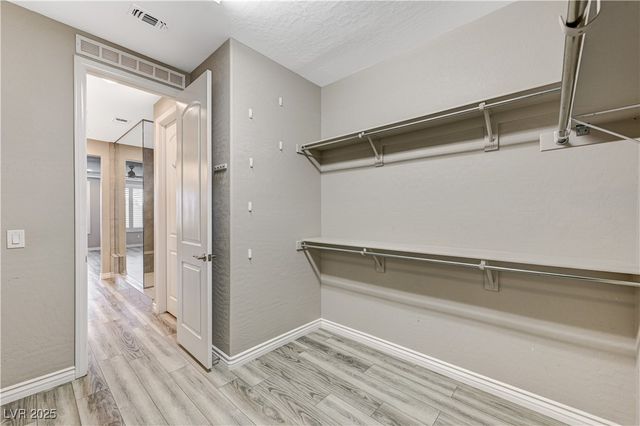 9977 Fletcher Peak Avenue, Las Vegas, NV 89178