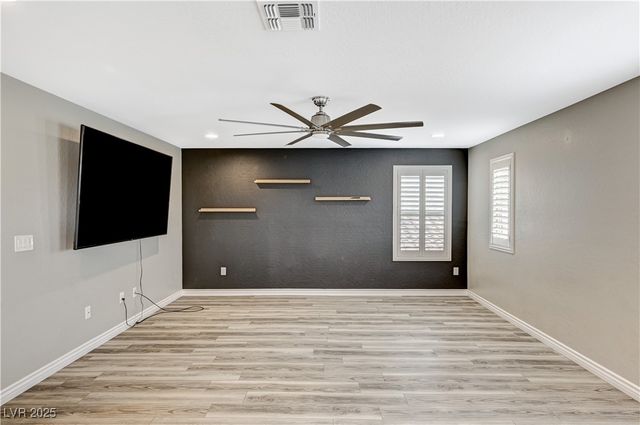 9977 Fletcher Peak Avenue, Las Vegas, NV 89178