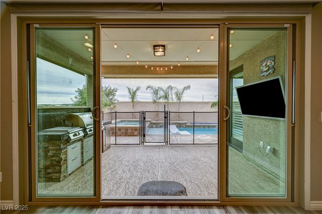 9977 Fletcher Peak Avenue, Las Vegas, NV 89178