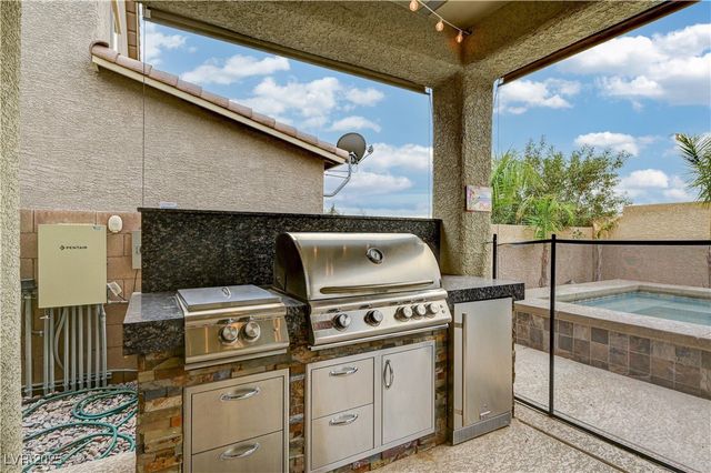 9977 Fletcher Peak Avenue, Las Vegas, NV 89178