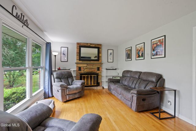 2303 Balltown Road, Niskayuna, NY 12309
