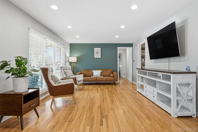 7270 S Pennsylvania Street, Centennial, CO 80122