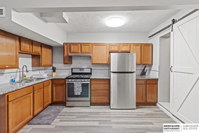3206 S 23 Street, Omaha, NE 68108
