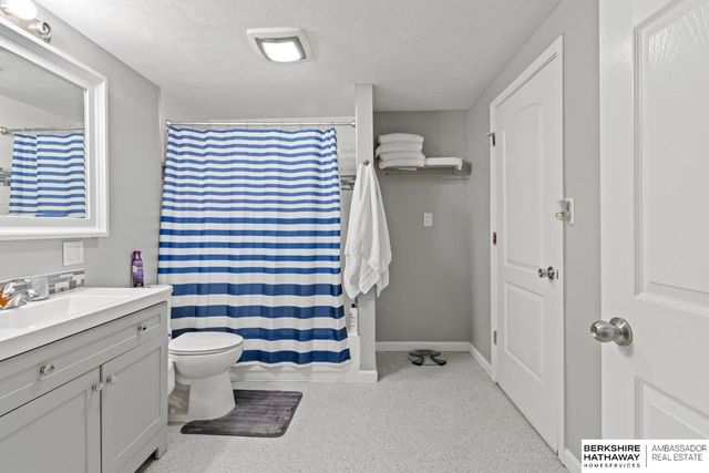 3206 S 23 Street, Omaha, NE 68108