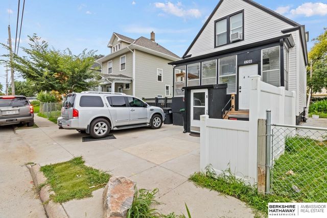 3206 S 23 Street, Omaha, NE 68108