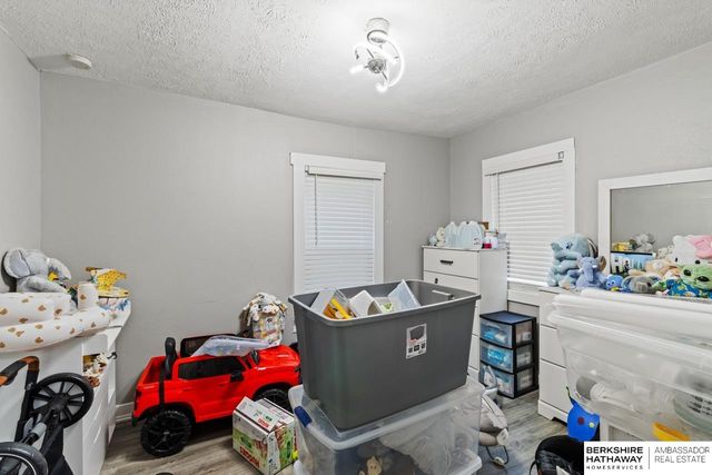 3206 S 23 Street, Omaha, NE 68108