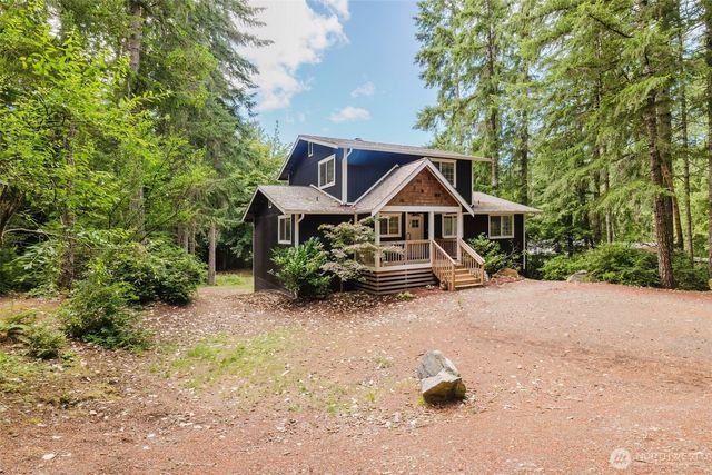 8325 Seabeck Highway NW, Bremerton, WA 98312