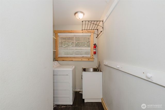 8325 Seabeck Highway NW, Bremerton, WA 98312