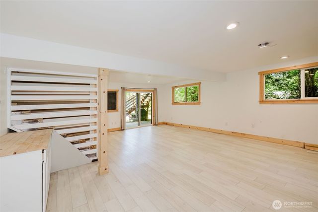 8325 Seabeck Highway NW, Bremerton, WA 98312