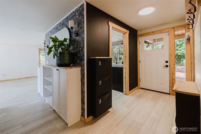 8325 Seabeck Highway NW, Bremerton, WA 98312