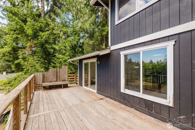 8325 Seabeck Highway NW, Bremerton, WA 98312