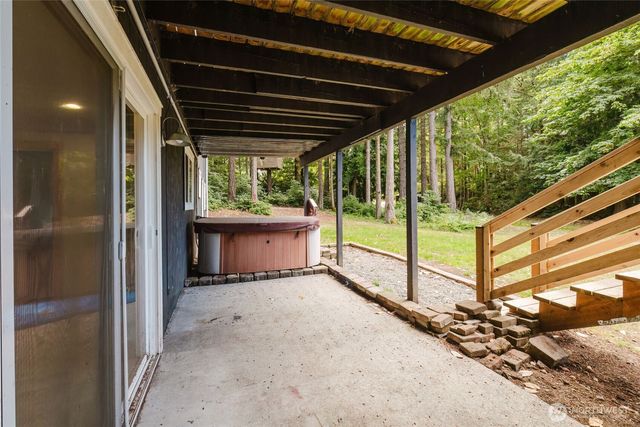 8325 Seabeck Highway NW, Bremerton, WA 98312