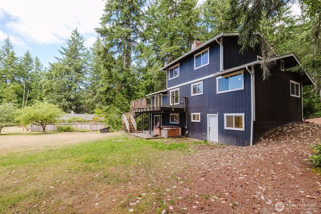 8325 Seabeck Highway NW, Bremerton, WA 98312