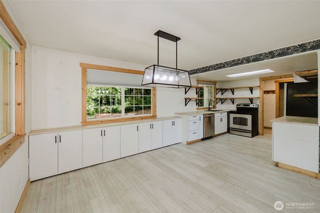 8325 Seabeck Highway NW, Bremerton, WA 98312