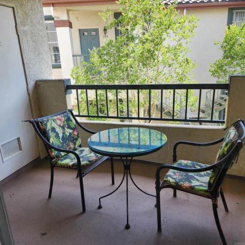 10880 Sabre Hill Drive 298, San Diego, CA 92128