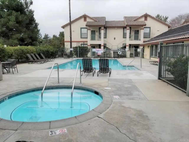 10880 Sabre Hill Drive 298, San Diego, CA 92128