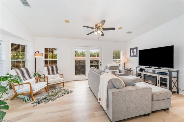 102 Scenic View Lane, New London, NC 28127