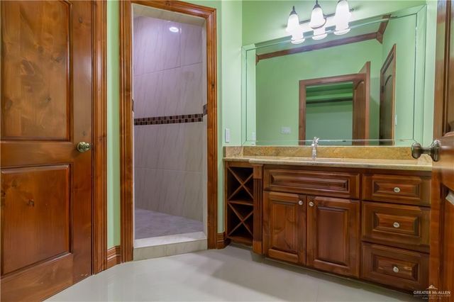 2204 E Trenton Road, Edinburg, TX 78542