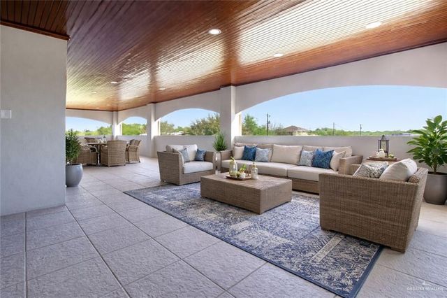 2204 E Trenton Road, Edinburg, TX 78542