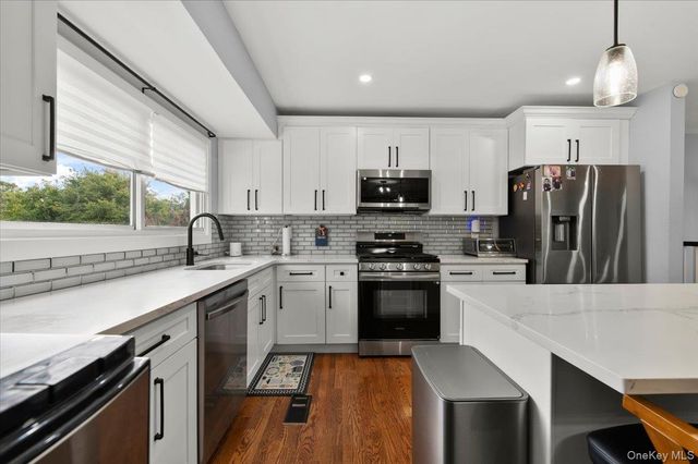 187 Catherine Street, Westbury, NY 11590