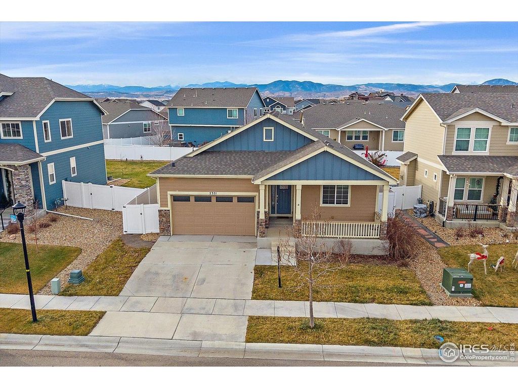 2321 Nicholson St, Berthoud, CO 80513