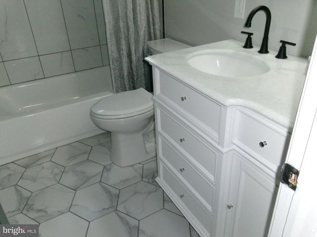 1339 DEANWOOD RD, Baltimore, MD 21234