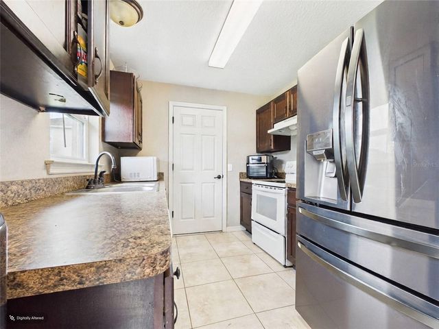 15734 SW 46TH AVENUE ROAD, Ocala, FL 34473