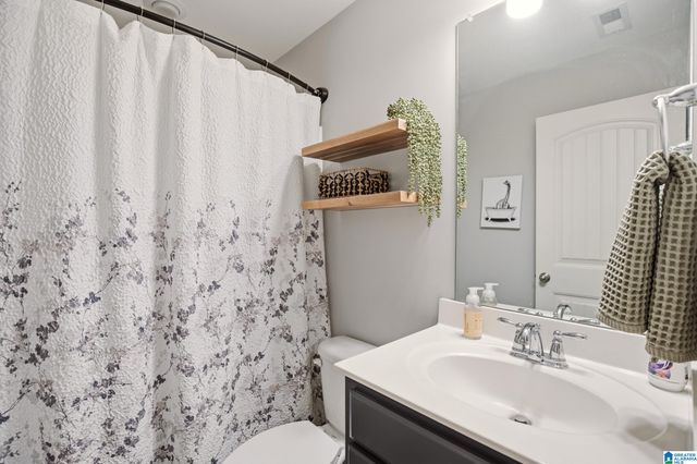 1008 BETHPAGE LANE, Calera, AL 35040