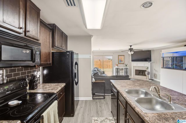 1008 BETHPAGE LANE, Calera, AL 35040