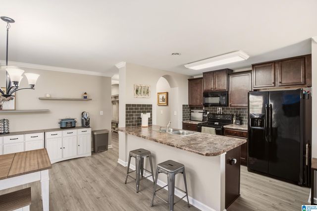 1008 BETHPAGE LANE, Calera, AL 35040