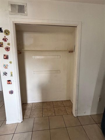 8417 Hearth Drive 7, Houston, TX 77054