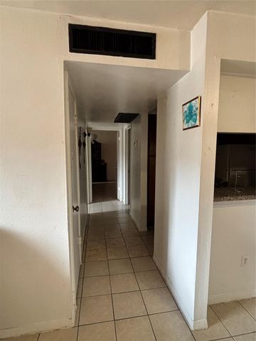 8417 Hearth Drive 7, Houston, TX 77054