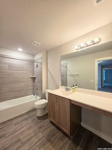 724 Fort Leonard, San Antonio, TX 78245