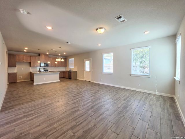 724 Fort Leonard, San Antonio, TX 78245