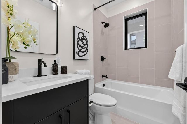 106 36TH STREET N, St Petersburg, FL 33713