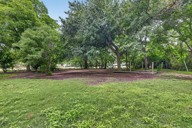 101 Virginia Street, South Houston, TX 77587