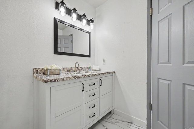 2131 Rose Fern Lane, Ramona, CA 92065