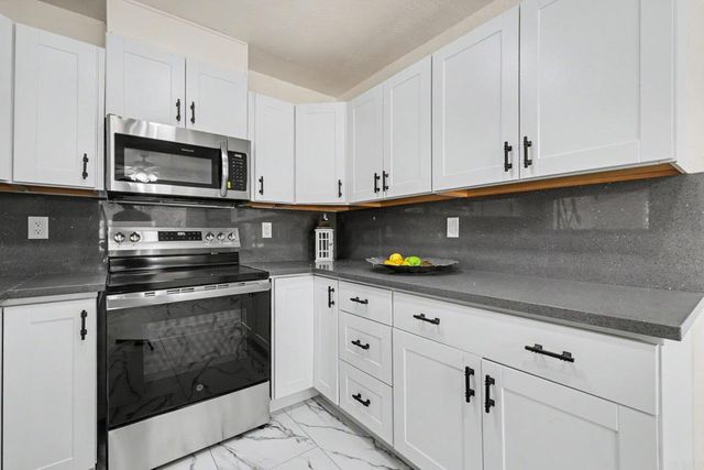 2131 Rose Fern Lane, Ramona, CA 92065