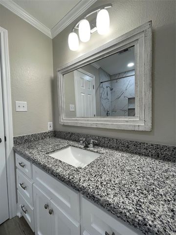 309 Ryan Street, Angleton, TX 77515