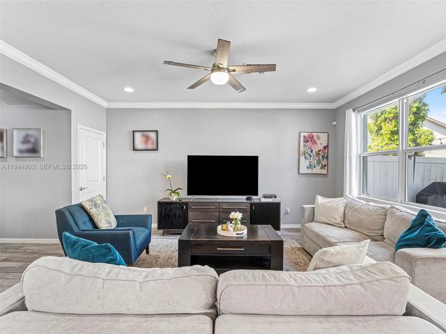 3953 Black Olive Lane, Hollywood, FL 33021