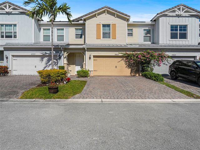 3953 Black Olive Lane, Hollywood, FL 33021