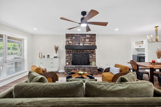 52 Herencia Circle, Hot Springs Village, AR 71909