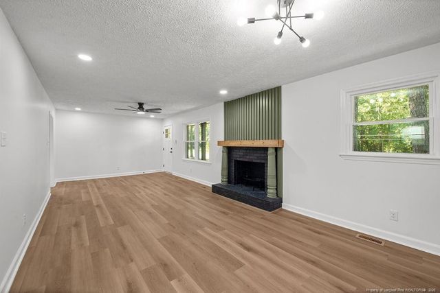 3900 Daytona Road, Fayetteville, NC 28311
