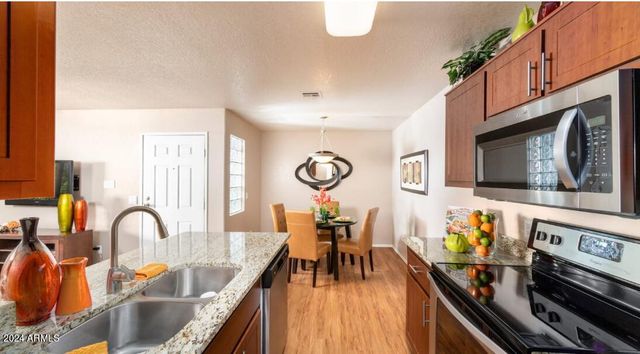 13440 N 44TH Street 1W, Phoenix, AZ 85032