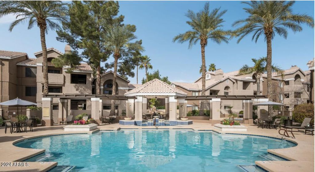 13440 N 44TH Street 1W, Phoenix, AZ 85032