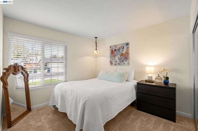 439 439 Hummingbird Ln, Livermore, CA 94551