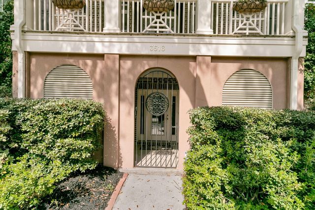 3516 Henrietta Hartford Road, Mount Pleasant, SC 29466