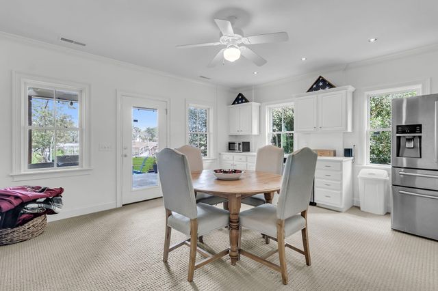 3516 Henrietta Hartford Road, Mount Pleasant, SC 29466